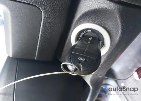 2022 Ram 1500 Classic Tradesman 4X2 6'4 Box z USA, uszkodzony, nr VIN 1C6RR6FG8NS139249